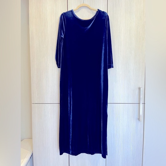 VINTAGE Talbots | Blue Velvet Maxi Gown Long Sleeve Slit |‎ Women's Size Medium - Picture 2 of 9